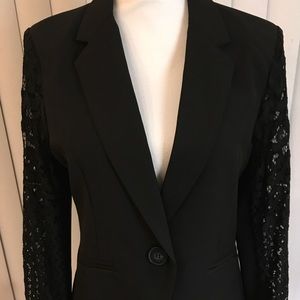 Aqua Long sleeve elegant jacket with lace in the back and sleeves